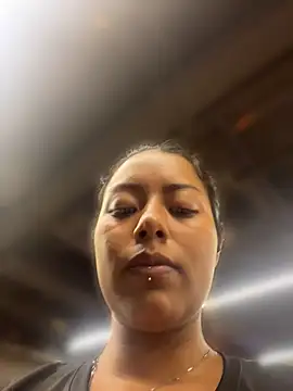 Katta_ossa stripchat live cam model