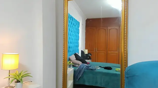 Charliedamn stripchat live cam model