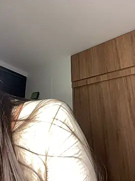 Nhefertary stripchat live cam model