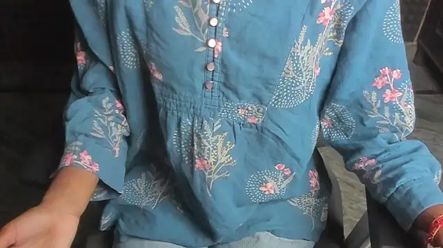 NishaTanwar stripchat live cam model