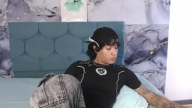 MaximilianRoth stripchat live cam model