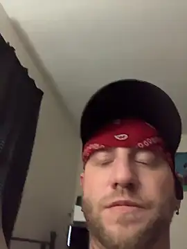 Livingpuddle stripchat live cam model