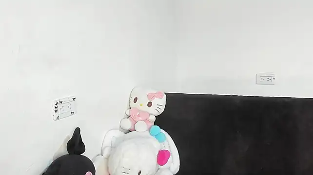 Eirlysx stripchat live cam model