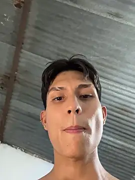 Tyler1999 stripchat live cam model