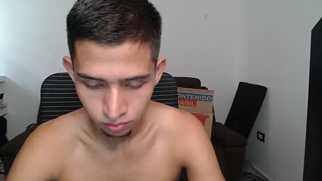 harold_18_ stripchat live cam model