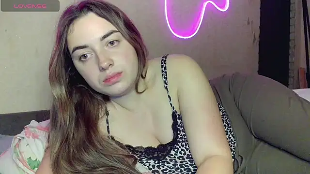 AmourBelle stripchat live cam model