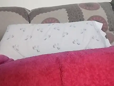 LoGanDiamond stripchat live cam model