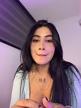 clarachanelricek stripchat live cam model