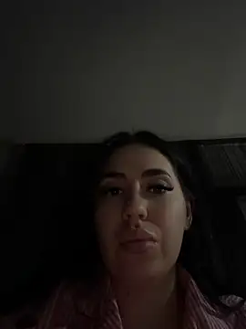 Andrestarr stripchat live cam model