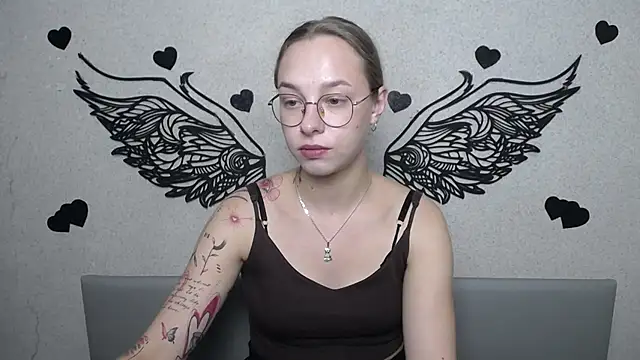 SteshaGlass stripchat live cam model