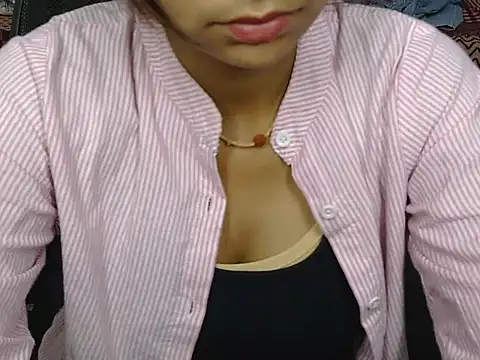 its-soniya stripchat live cam model
