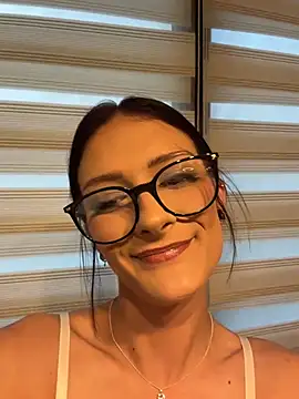 JadeVesper stripchat live cam model