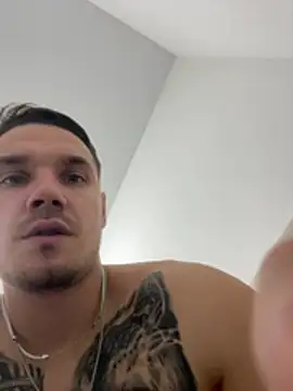 Hot__Tiger stripchat live cam model