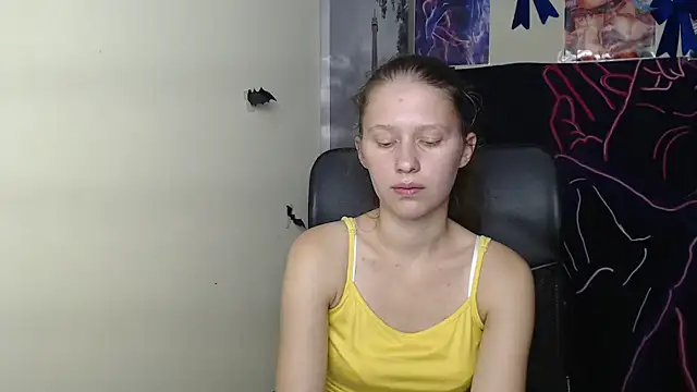 StellaCRL stripchat live cam model
