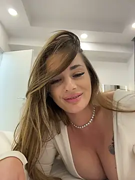 IsabellaEtthan stripchat live cam model
