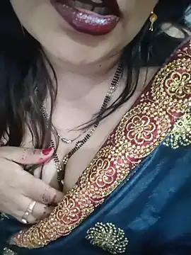 Mayuri77 stripchat live cam model