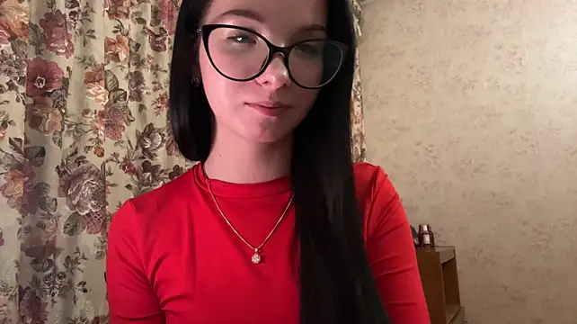MargueritaRadwan stripchat live cam model