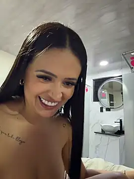 Sara_fun stripchat live cam model