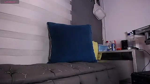 dirty_27cms stripchat live cam model