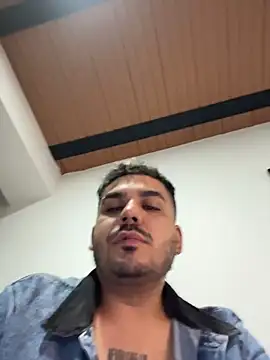 Kevin_Spenser stripchat live cam model