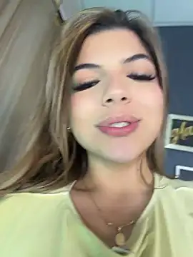 AngelBlushXXX stripchat live cam model